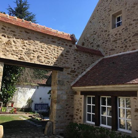 La Maison D'Emilie - Appartements Chaumes-en-Brie Exterior foto